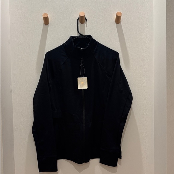 Fabletics Trinity Performance Jacket - Picture 7 of 9